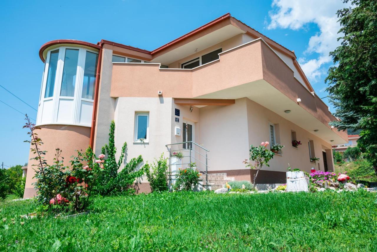 Nadalina Apartment Kaštel Stari Esterno foto