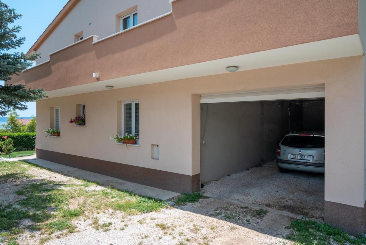 Nadalina Apartment Kaštel Stari Esterno foto