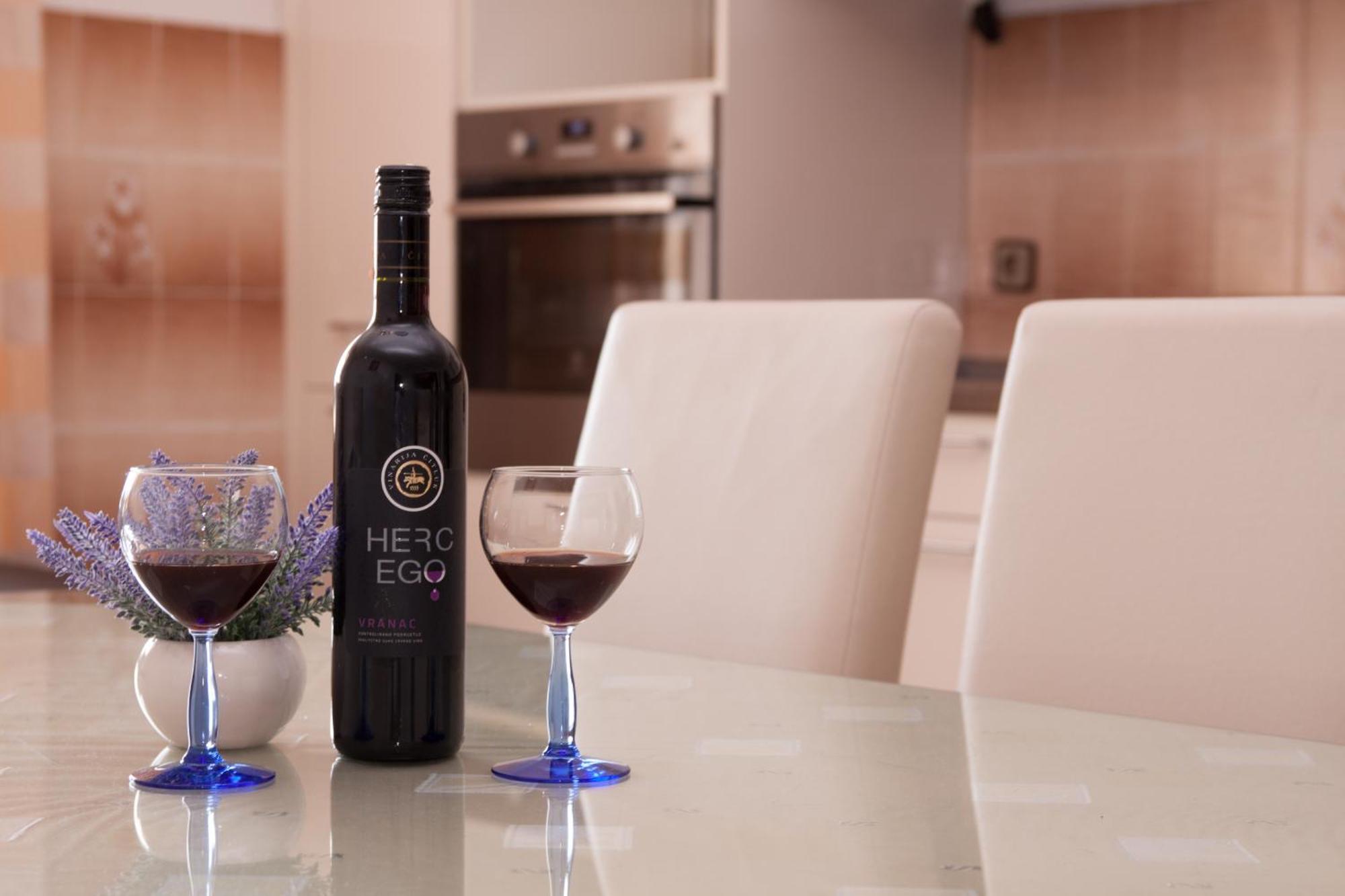 Nadalina Apartment Kaštel Stari Esterno foto