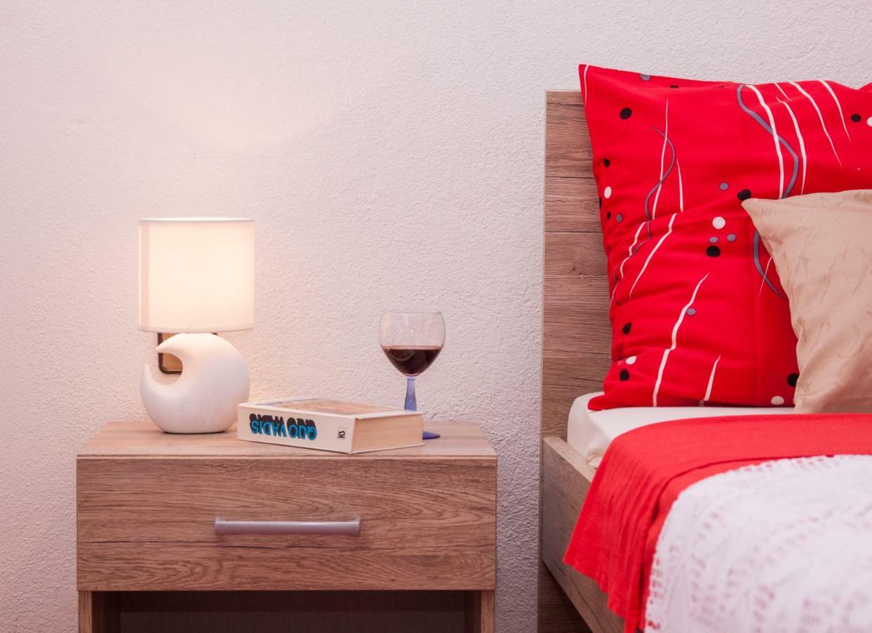 Nadalina Apartment Kaštel Stari Esterno foto
