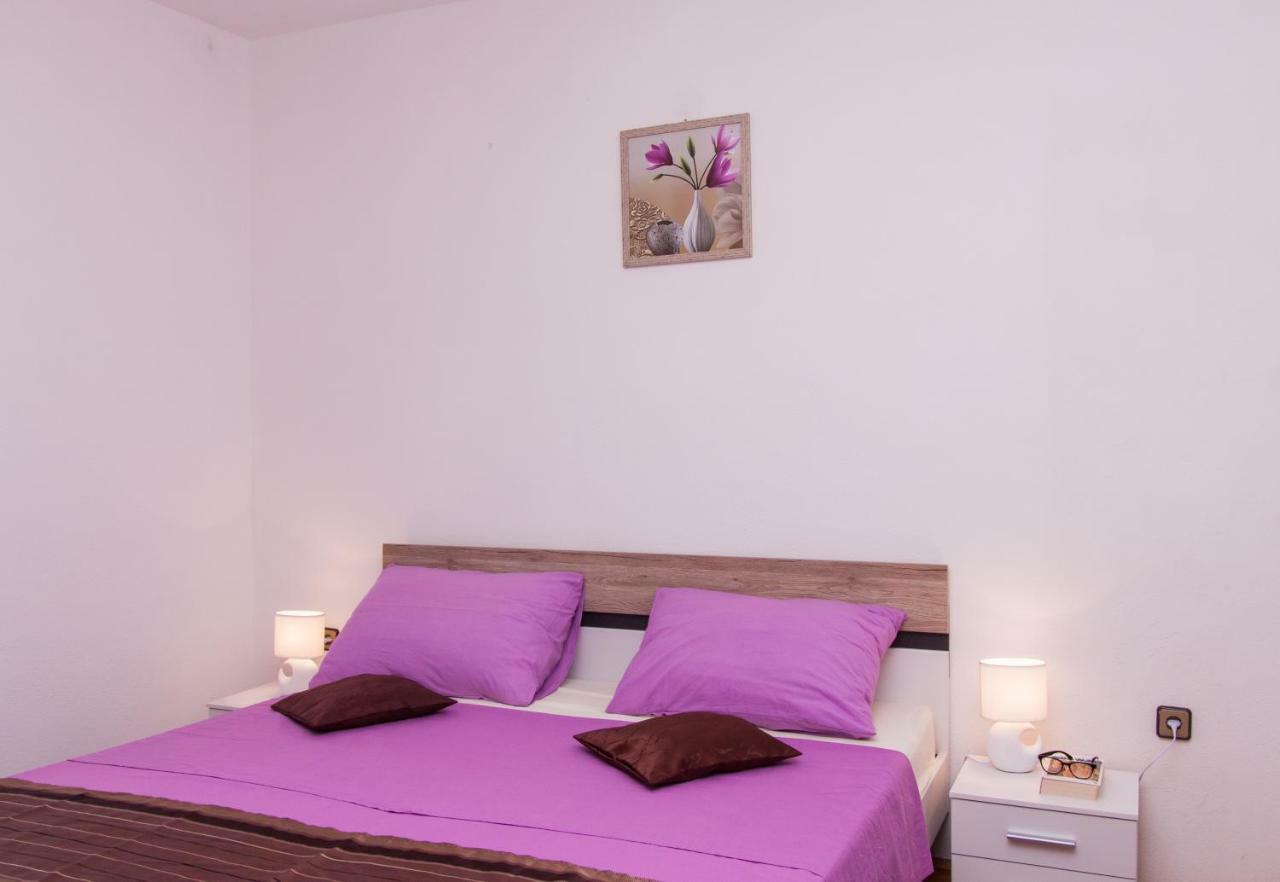 Nadalina Apartment Kaštel Stari Esterno foto