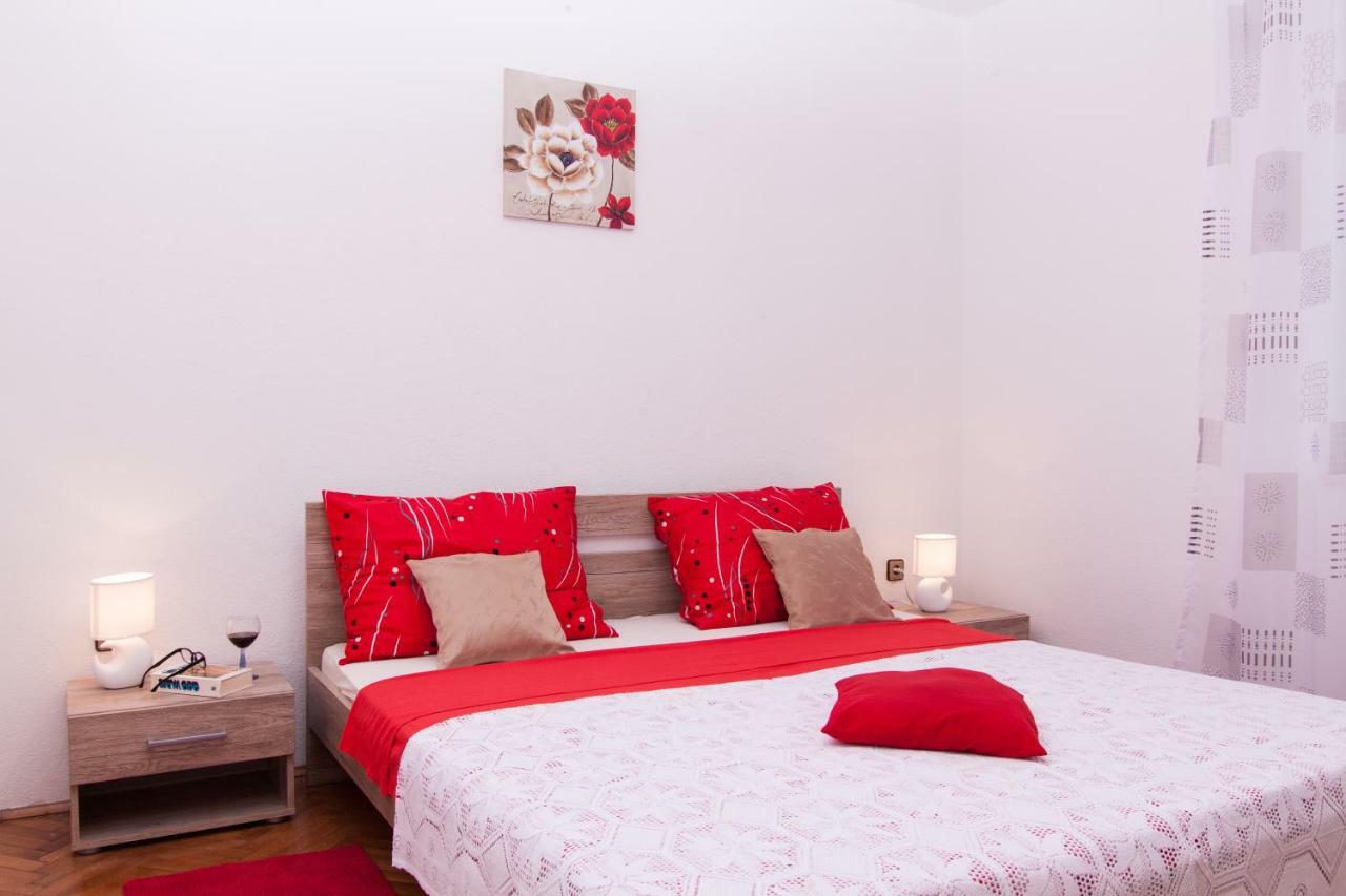 Nadalina Apartment Kaštel Stari Esterno foto